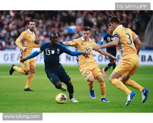 意大利与西班牙足球对决的历史与战术分析全景回顾